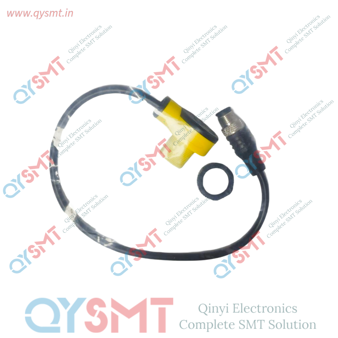 42EF-P2MPB-F4 retroreflective photoelectric sensor
