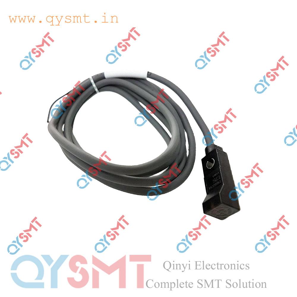 Omron E2S-Q21 1M Sensor