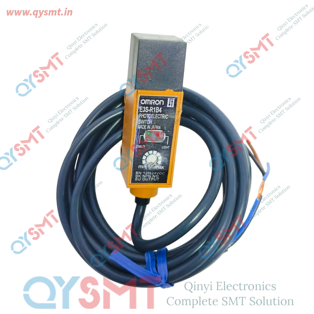 E3S-R1B4 Omron Photoelectric Sensor