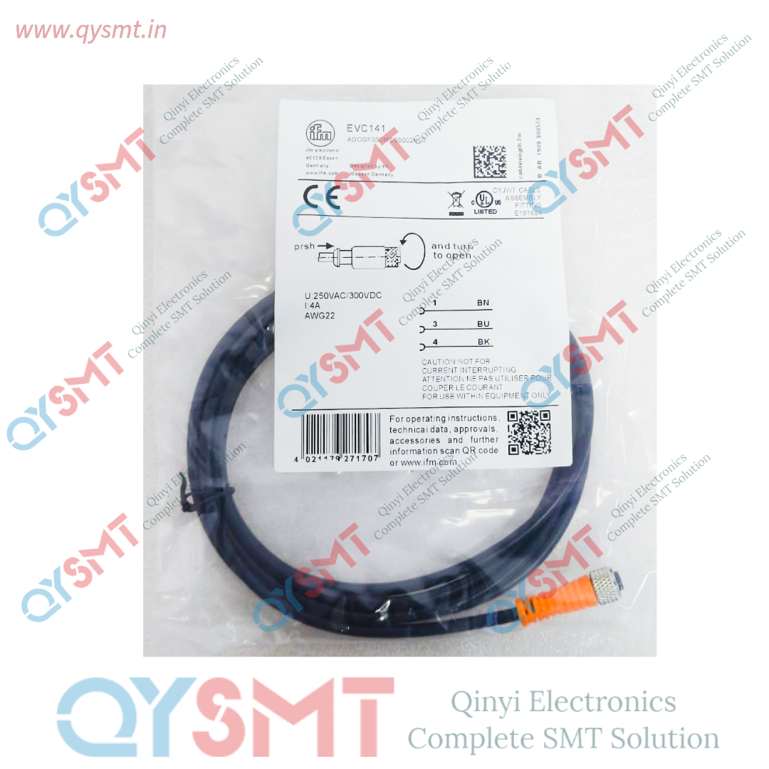 EVC141 - Connecting cable with socket