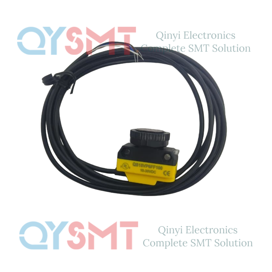 QS18VP6FF100  Banner Engineering WORLD-BEAM QS18 Series photoelectric sensor
