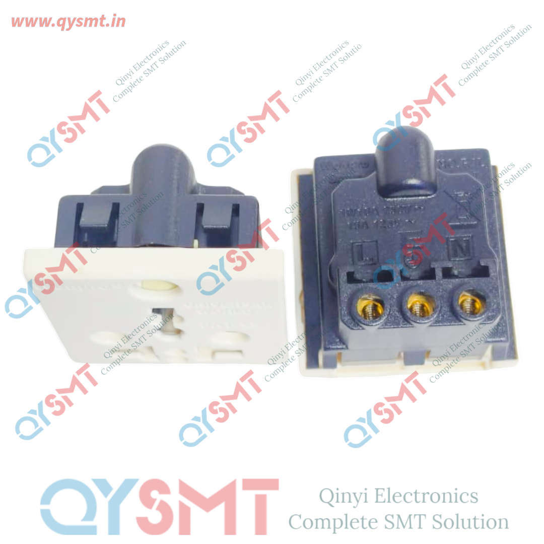 R4LT(10/16A) socket plug white